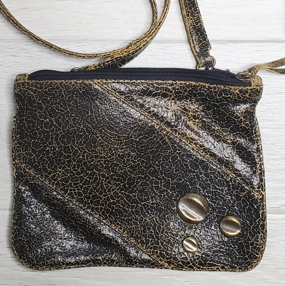 BRYNA NICOLE Cracked Leather Crossbody/Belt Bag.